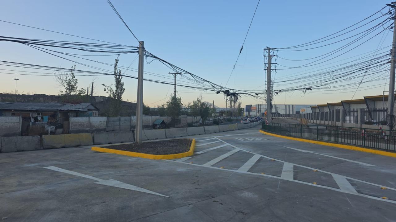 Apertura del eje vial Coquimbo–Caupolicán ejecutada por Grupo HP